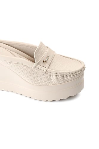 حذاء كعب عالي طبي سابو مفتوح بشريط جلدي على جوانبه...