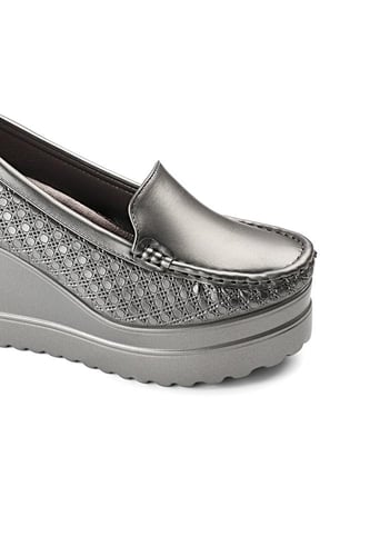 حذاء كعب عالي طبي سابو بلمعة مغلق من الخلف بجوانب...