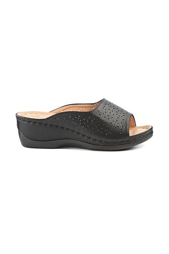 حذاء صيفي طبي أنيق كعب عالِ بحواف جلدية عريضة مزخر...