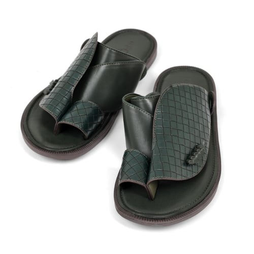 احذية شرقية