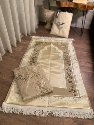 ‎الاطقم التركية مع شرشف صلاة مطرز