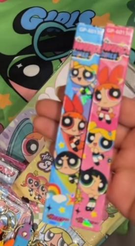 اقلام فتيات القوة