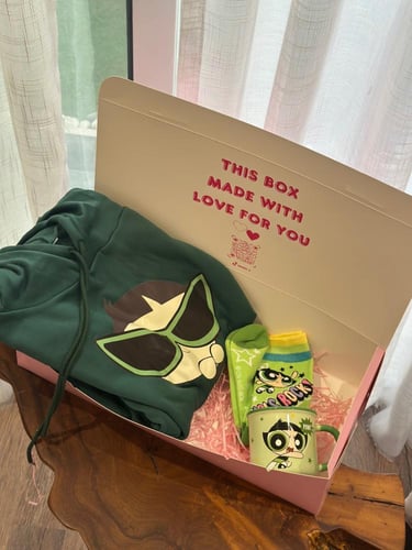 بلوفر وكوب وجوارب فتيات القوة