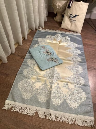 ‎الاطقم التركية مع شرشف صلاة مطرز