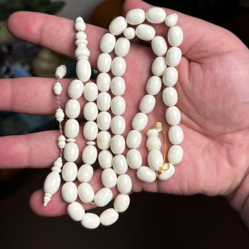 دومنة فستقي