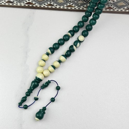 مسباح بلياردو اخضر