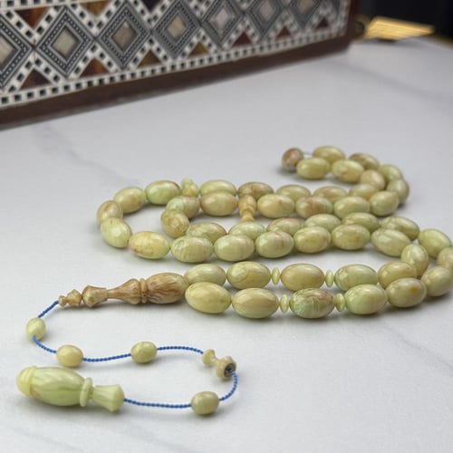 مسباح مقابض فستقي