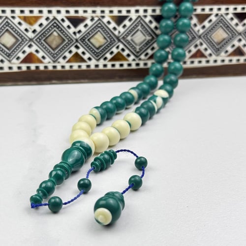 مسباح بلياردو اخضر