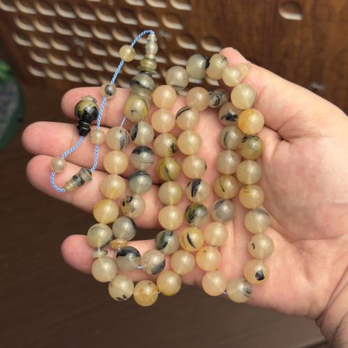 مسباح شبيه المكتبيات ابيض و بتعريق اسود