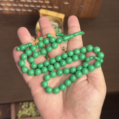 مسباح بلياردو اخضر كامل