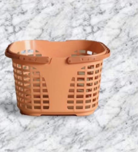 سلة بلاستيك مخرم وسط