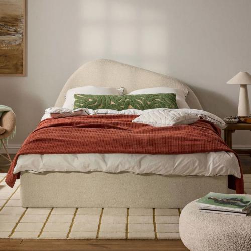 Bed with modern design