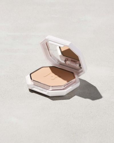 فاونديشن بودرة فنتي بيوتي Pro Filt’r Soft Matte –...