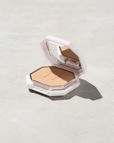 فاونديشن بودرة فنتي بيوتي Pro Filt’r Soft Matte –...