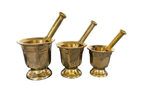 نجر المملكة نحاس الطقم ٣ حبات