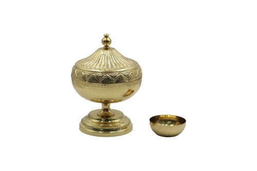 تمرية نيوم مع كاس ذهبي نحاس