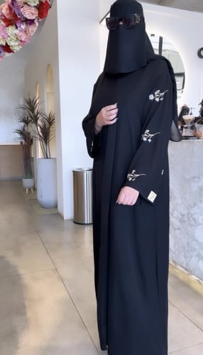 105رقم العبايه