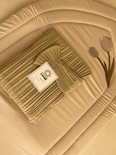 سجادة و شرشف صلاة