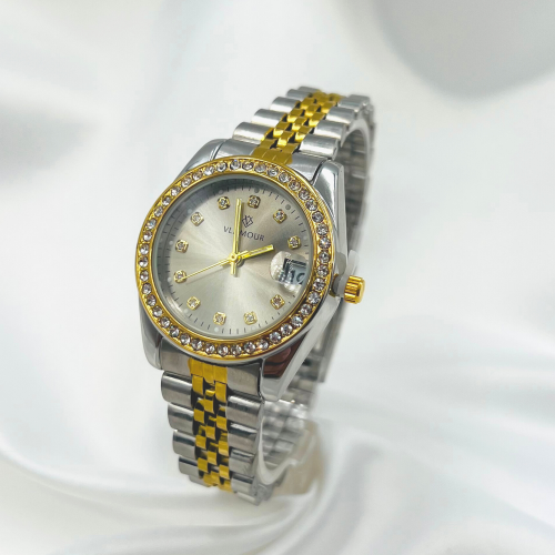 ساعة نسائية فاخرة - ماركة ( VLAMOUR )