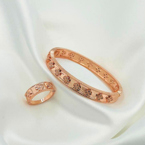 اسوارة زركون انيقة مع خاتم