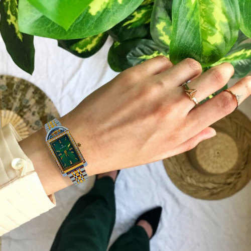 ساعة نسائية فاخرة ( VLAMOUR ) 010025