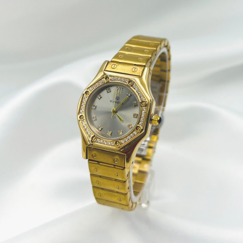 ساعة نسائية مميزة - ماركة ( VLAMOUR )