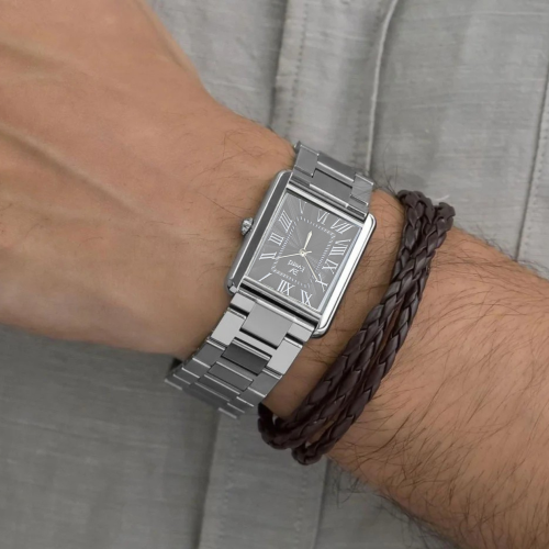 ساعة رجالية كاتر بسيبر ستيل فضي ومينا اسود EM032