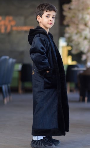 فروه ولادي بالاسم أسود