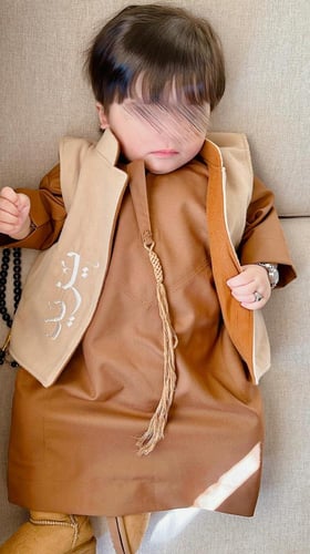 طقم شتوي ثوب إمارتي مع سديري