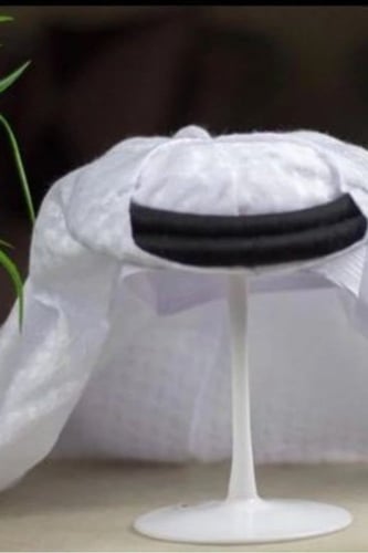 شماغ مع عقال اطفال مخيط _ ابيض