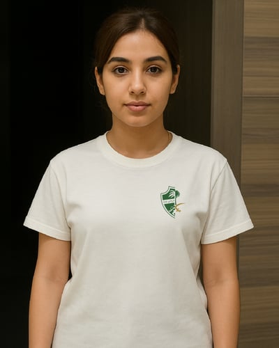 تيشيرت شعار المملكة × الأهلي = عز وفخر