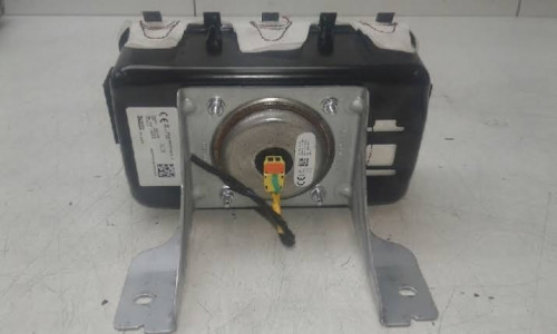 ايرباق طبلون امام الراكب فيات 500