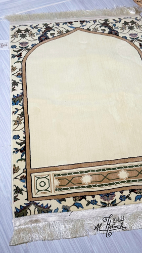 سجادة امام الحرم (بيج) سماكة 8 ملم 70*110