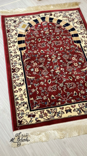 سجادة الروضة (أحمر) سماكة 8 ملم 70*110