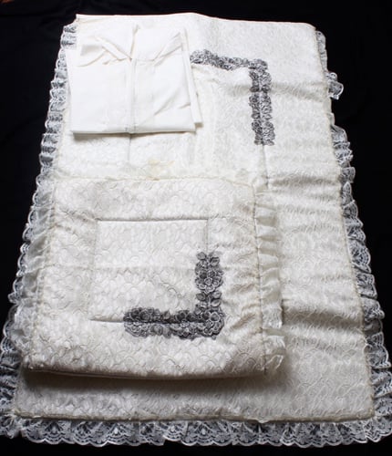 طقم عرائسي شطنة + سجادة + شرشف صلاة