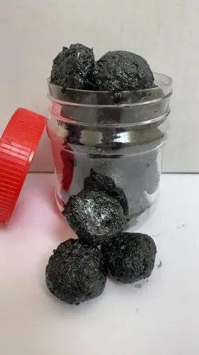 بخور ( نجد ) العود والهيل