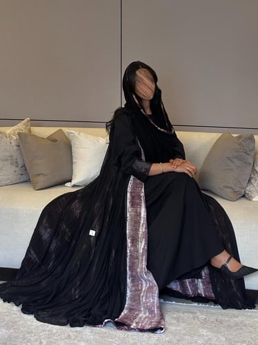 ‎عباية شيفون مكسر مبطنة بكريب مشجر عودي