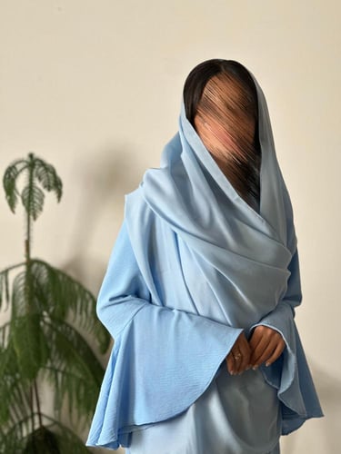 عباية كريب مكسر كلوش سماوي