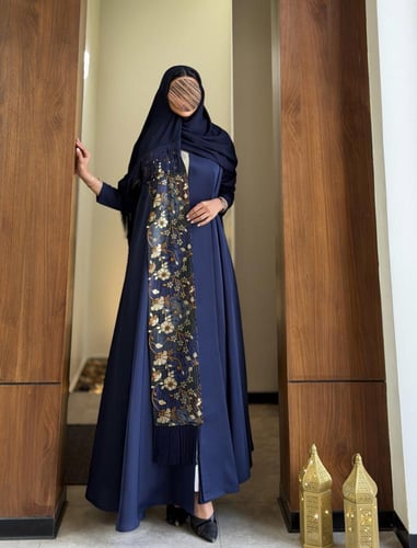 عباية كريب سيراميك كحلي مع شال شك وتطريز هندي تربل...