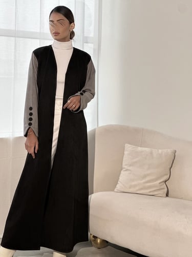 عباية شامواه اسود كم رمادي مع زراير