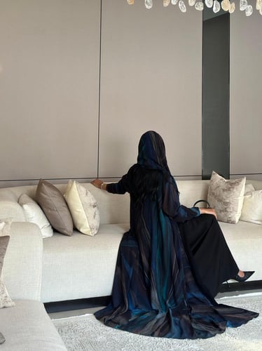 عباية شيفون كوري مموج طبقتين القصة كلوش