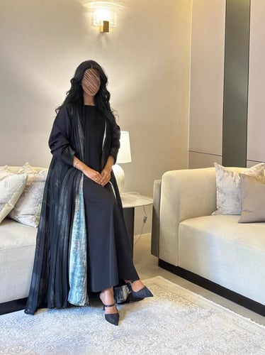 ‎عباية شيفون مكسر مبطنة بكريب مشجر