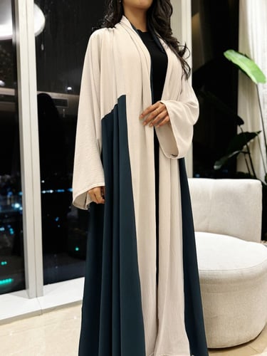 عباية كريب سي واي دبل كلوش تركواز وبيج