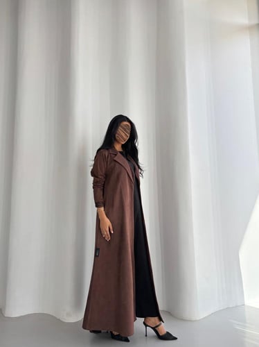 ‎ عباية بليزر شامواه بني مع كلفة بني غامق نص كلوش