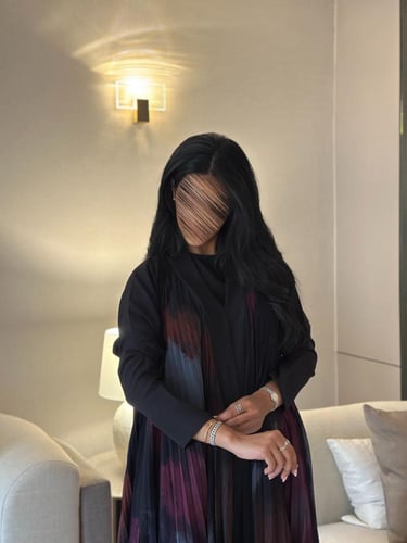 عباية شيفون كوري مكسر طبقتين طبقة اسود وطبقة مموج...