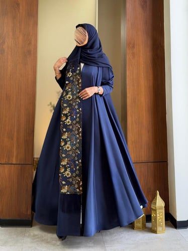 عباية كريب سيراميك كحلي مع شال شك وتطريز هندي تربل...