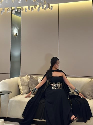 ‎فستان جلابية لنن هندي تطريز وشك مع شال شيفون وأسا...