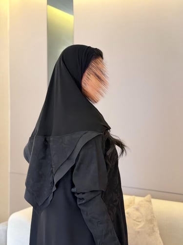 عباية جاكار تركي مع كريب اسود وحرير مغسول طبيعي تر...