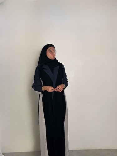 عباية كريب أسود وكحلي وبيج‎