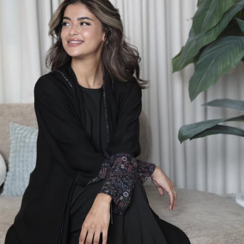 عباية الهنوف